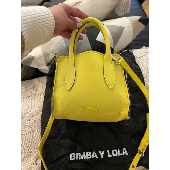 Bimba Y Lola Small Crossbody Bag in Yellow with a Black trim✨ - Picture 10 of 10
